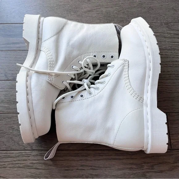 NIB Dr. Martens 1460 Nappa Leather 8-Eye Boot Pascal mono optical white size 8 - Picture 4 of 8